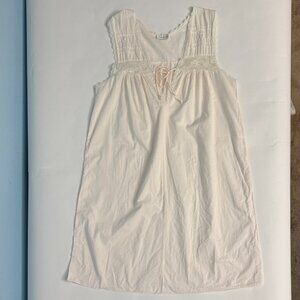 Sara Beth Vintage Nightgown Floral Embroidery Lace Trim